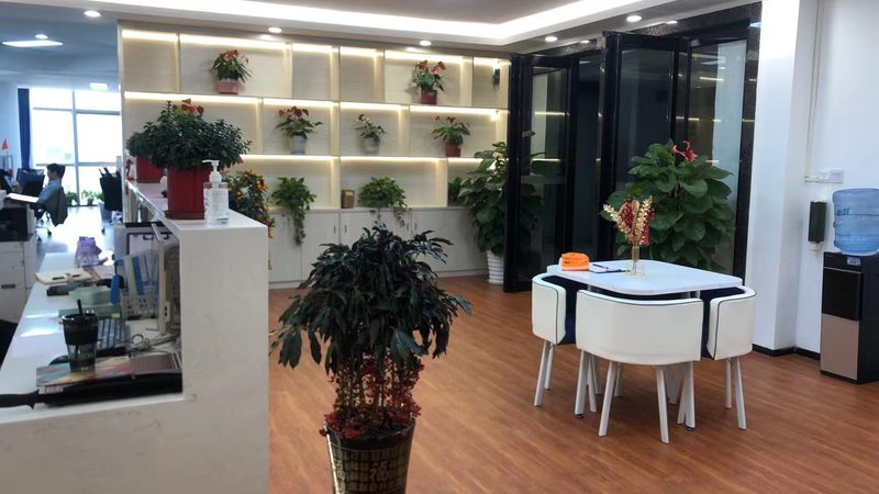 在撰写商业计划书时，应避免使用以下话术禁忌：